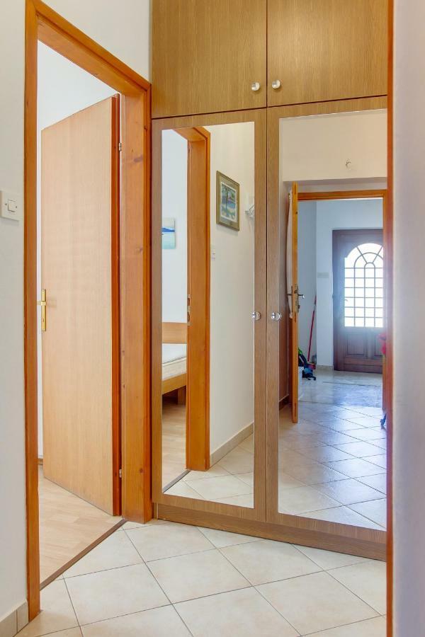 Apartment Budinic Mali Lošinj Exterior foto