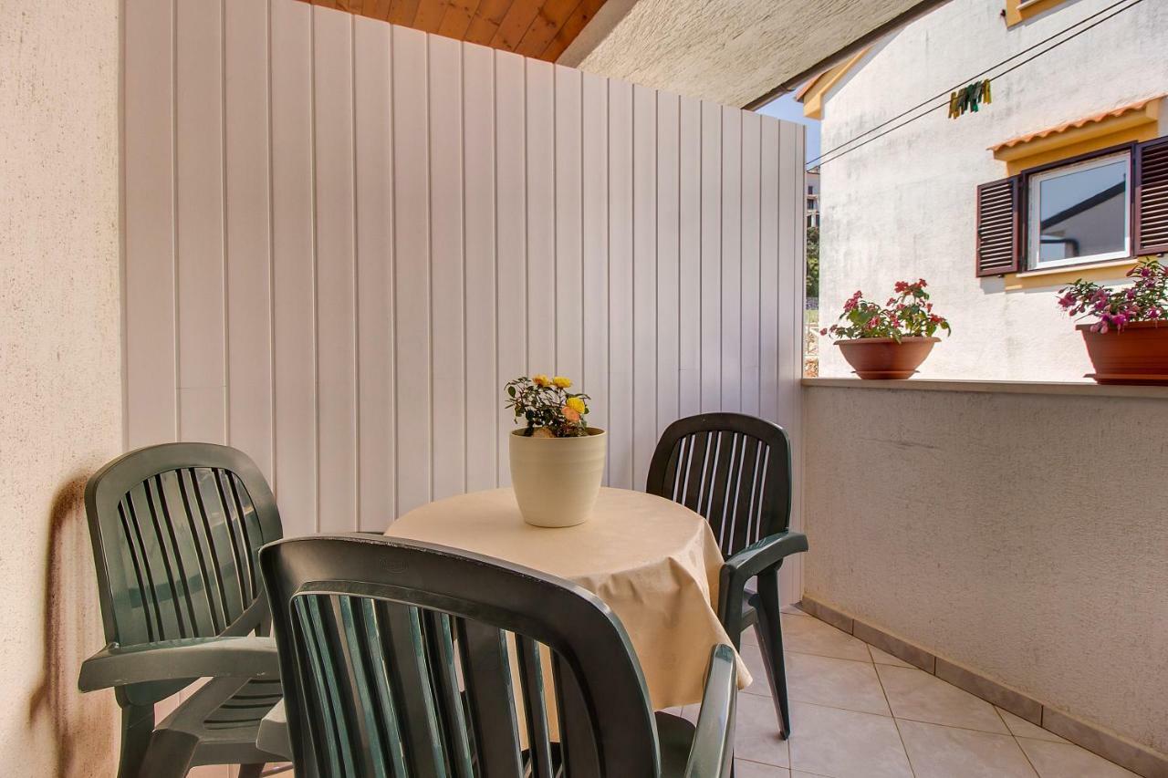 Apartment Budinic Mali Lošinj Exterior foto